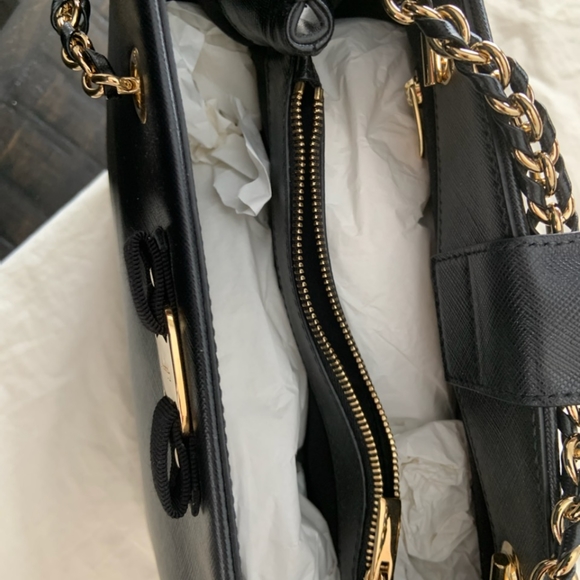 Salvatore Ferragamo Black Bow Tote Bag - Picture 8 of 8